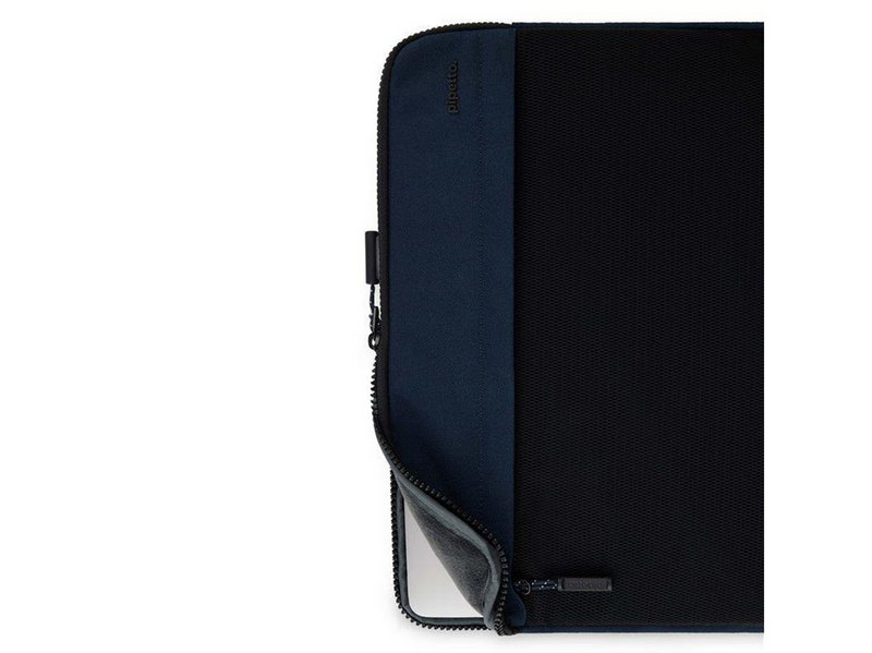Pipetto Expand Sleeve - dark blue - MacBook Pro 14/Air 13.6
