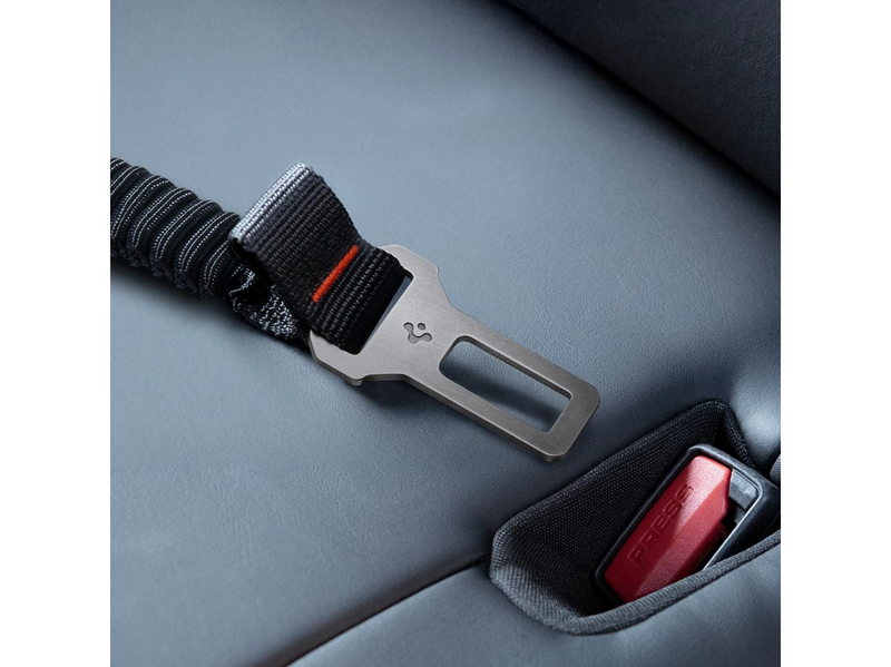 Spigen Universal Car Seat Belt Holder For Pet PS100 - black