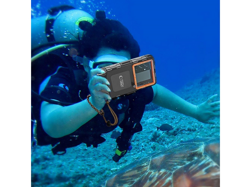 Tech-Protect Waterproof Case IPX8 Waterproof for Smartphones 4.7-6.7" - Black/Orange