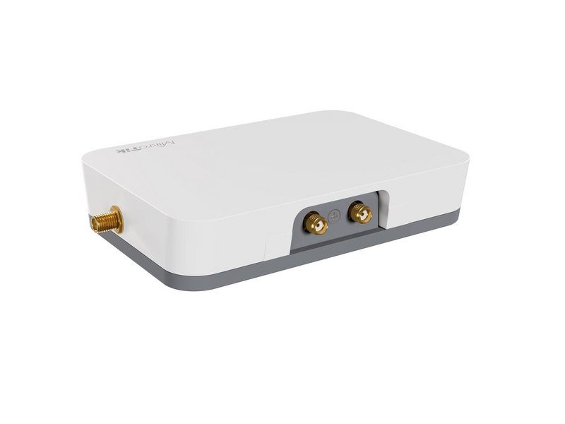 MikroTik KNOT LR8 kit