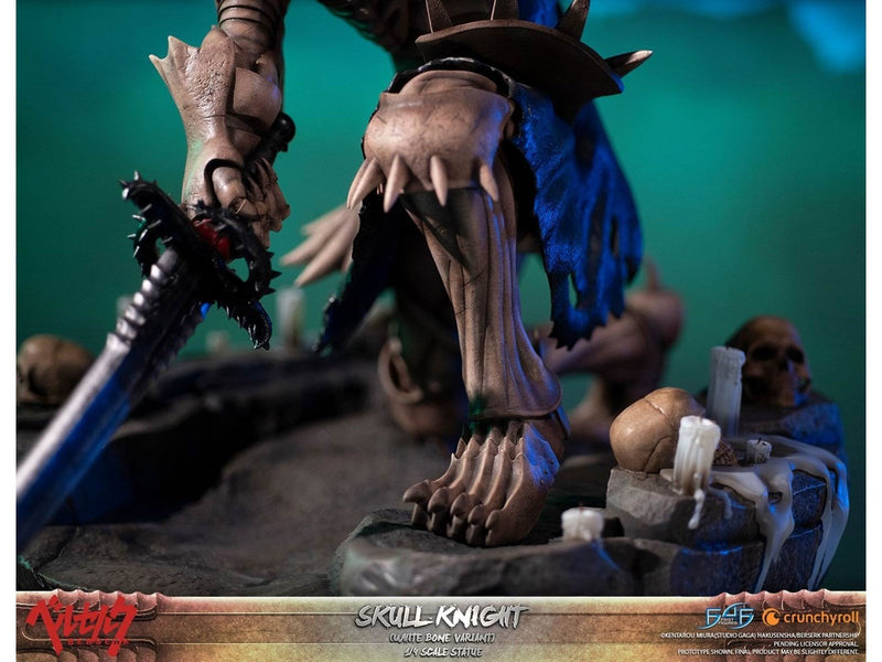 First 4 Figures - Berserk - Skull Knight (Standard White Bone Variant) - Figur