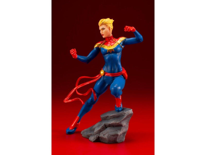 Kotobukiya ARTFX+ Marvel Universe 1/10 Scale Pre-Painted Figure: Captain Marvel