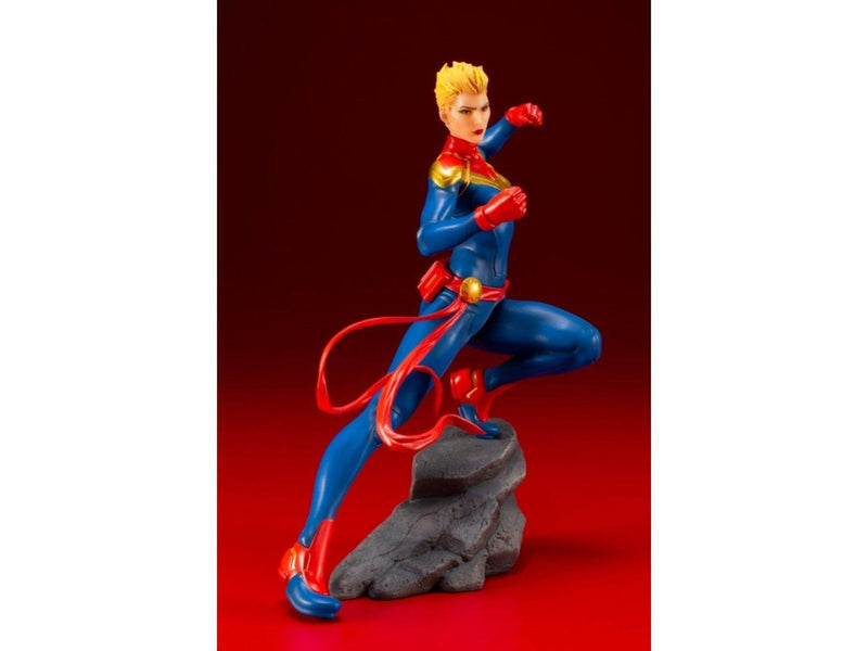 Kotobukiya ARTFX+ Marvel Universe 1/10 Scale Pre-Painted Figure: Captain Marvel