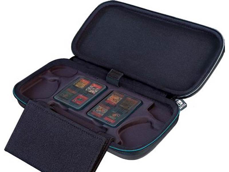 NACON Official Deluxe Travel Case - White (Nintendo Switch) - Nintendo Switch