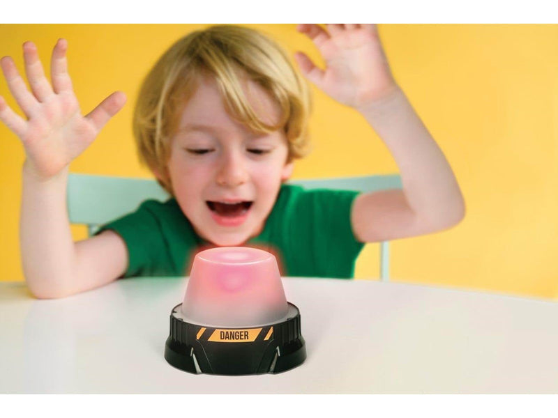 4M KIDZLABS / FLASHING EMERGENCY LIGHT