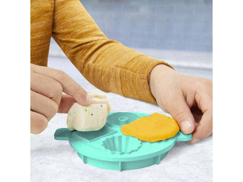 Play-Doh Kitchen Creations Magical Mixer Playset