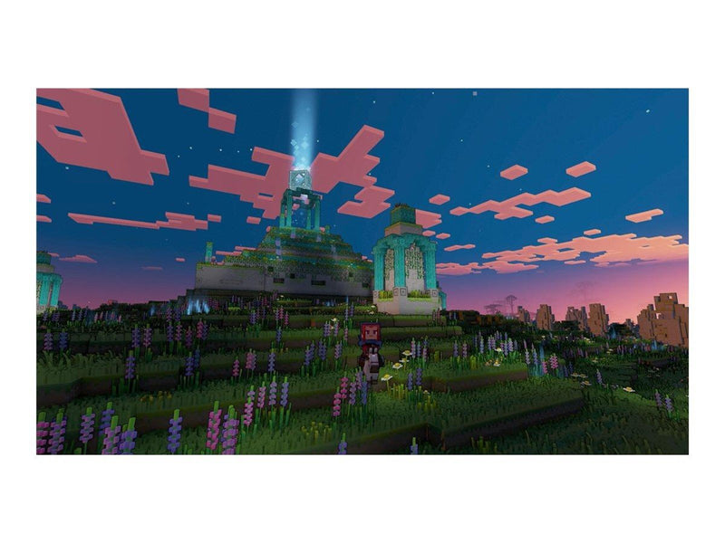 Minecraft Legends (Deluxe - Sony PlayStation 5 - Real Time Strategy - PEGI 7