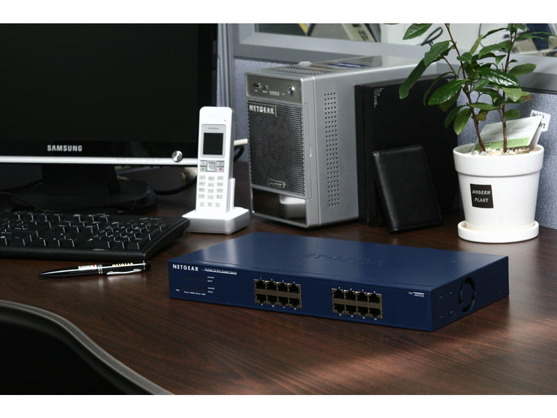 Netgear JGS516 16-Port Gigabit Ethernet Unmanaged Switch