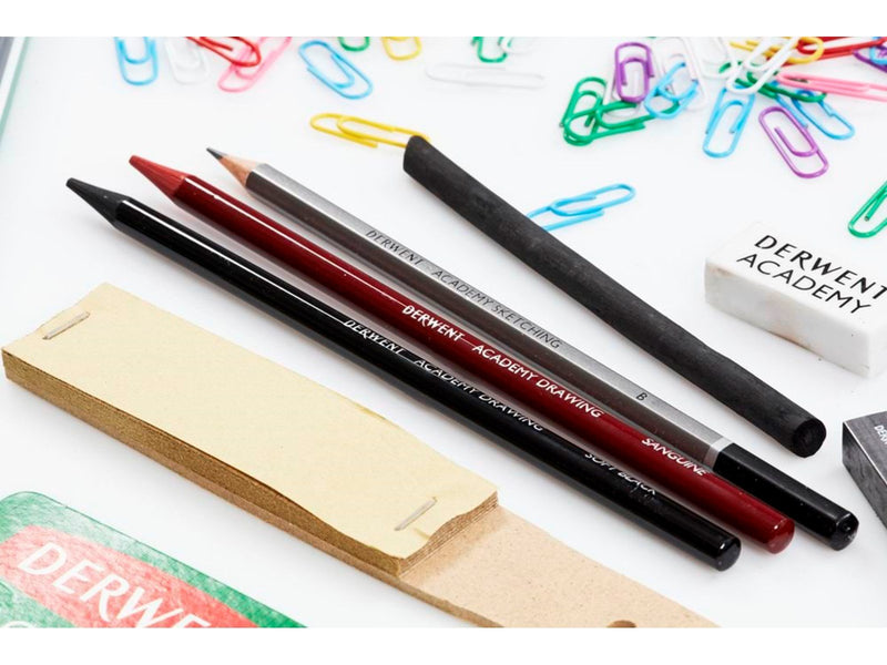 Derwent Sketching Set