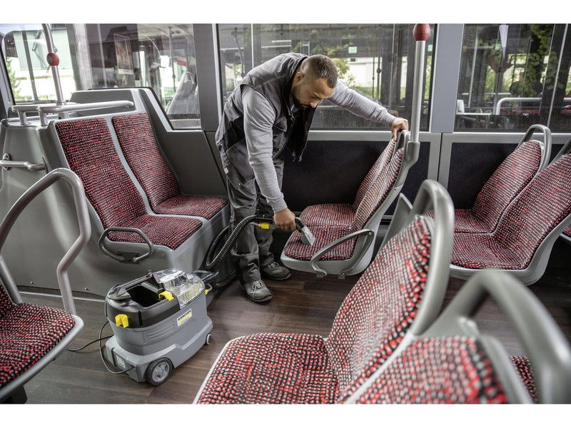 Kärcher Teppichwäscher Puzzi 8/1