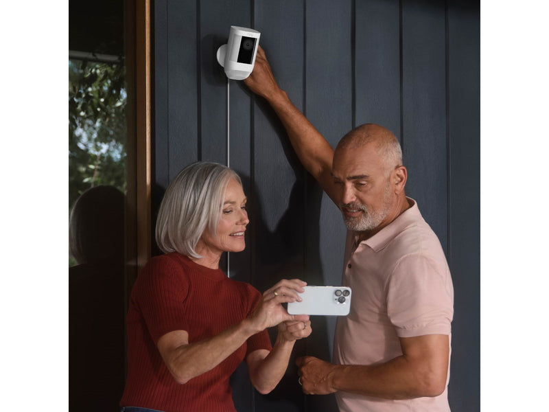 Ring Spotlight Cam Pro Plug-In Black