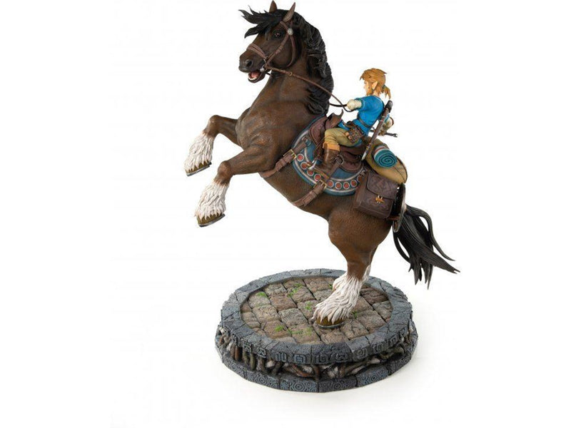 First 4 Figures - The Legend of Zelda: Breath of the Wild: Link on Horseback (Standard Edition) - Figur