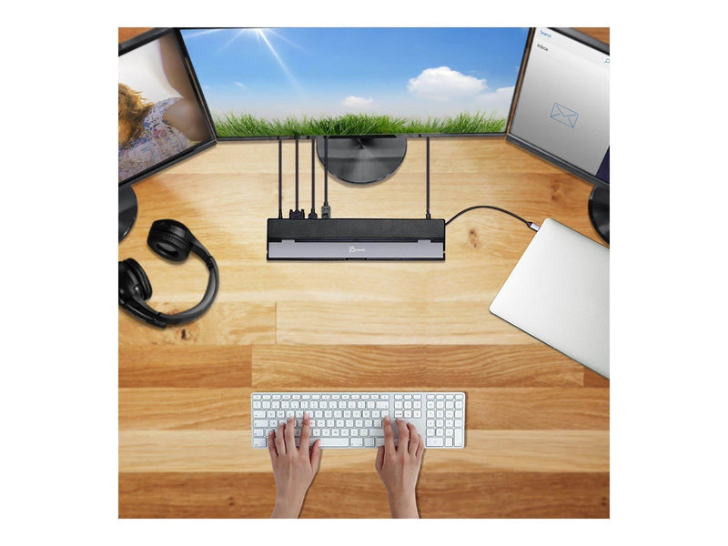 j5create USB-C Triple Display Docking Station (With Ethernet and PD)