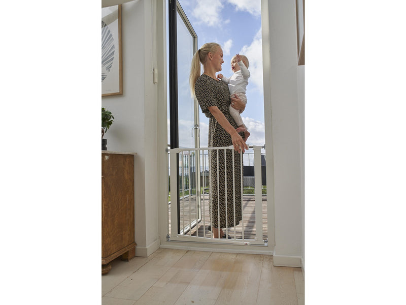 BabyDan Perfect Close Safety Gate White 77.3-83.5 cm