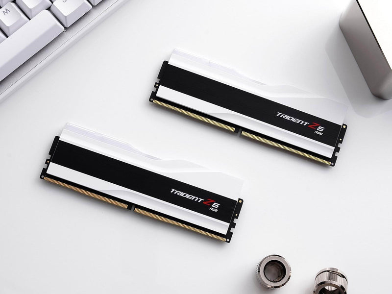 G.Skill Trident Z5 RGB DDR5-6000 - 64GB - CL36 - Dual Channel (2 pcs) - Intel XMP - Weiß mit RGB