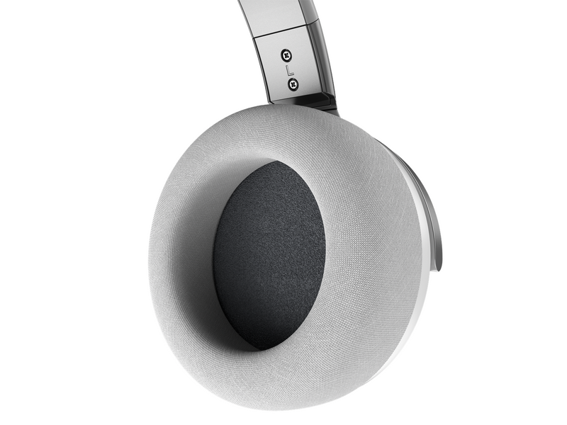 Corsair Virtuoso Pro - Wired Open Back Streaming/Gaming Headset - White