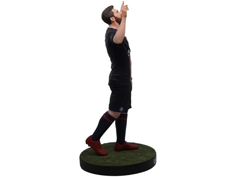 Footballs Finest - LIONEL MESSI - OFFICIAL PSG - FOOTBALL'S FINEST 60CM RESIN STATUE - Figur