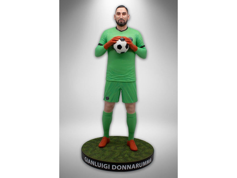 Footballs Finest - GIANLUIGI DONNARUMMA - OFFICIAL PSG - FOOTBALL'S FINEST 60CM RESIN STATUE - Figur