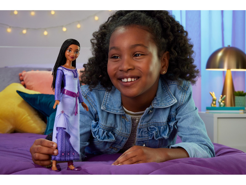 Disney Wish Asha of Rosas Posable Fashion Doll