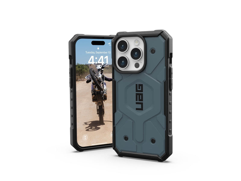 UAG Pathfinder MagSafe - cloud blue - iPhone 15 Pro