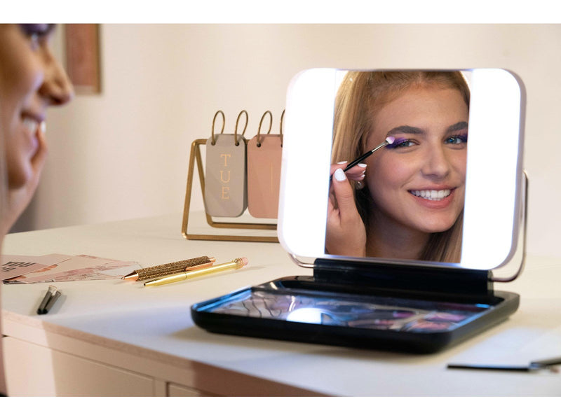 Style 4 Ever Make Up Led Case
