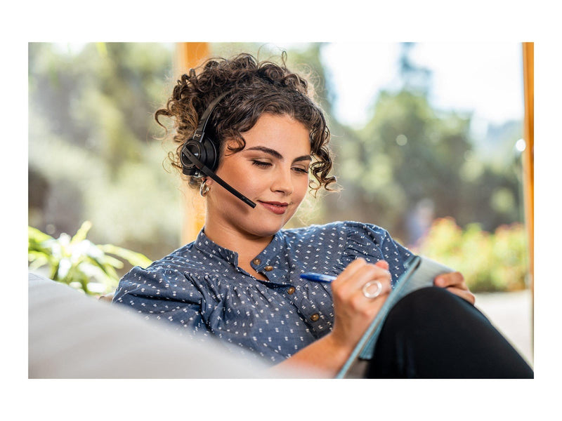 Poly Savi 8210 | On Ear Wireless headset | Microphone