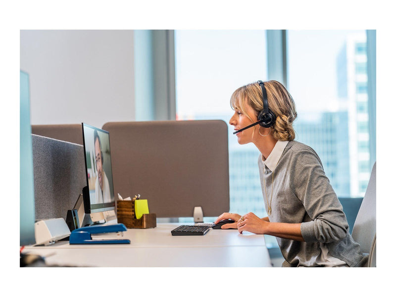 Poly 8220-M | On Ear Wireless headset | Microphone