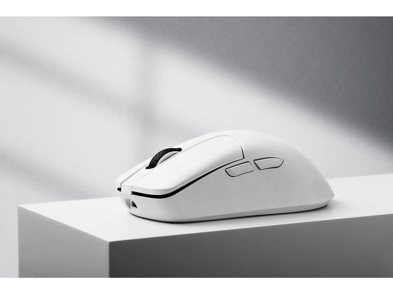 Keychron M2 Wireless - Gaming Maus (Weiß)