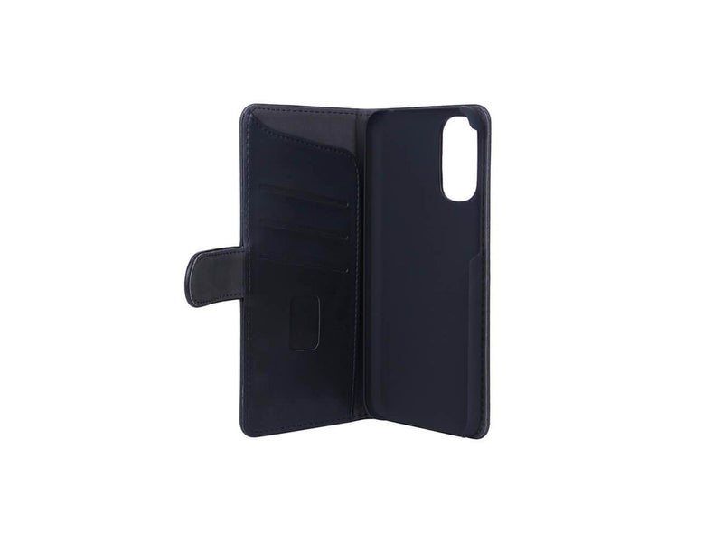 GEAR Wallet Case Black - Motorola Moto G31
