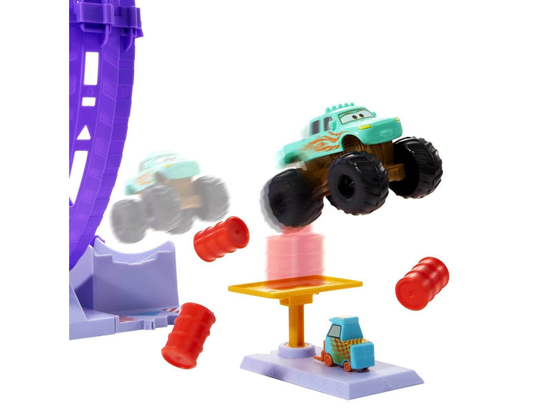 Disney Pixar Cars On the Road Showtime Loop Playset