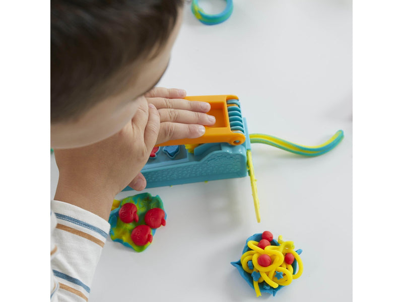 Play-Doh Fun Factory Starter Set
