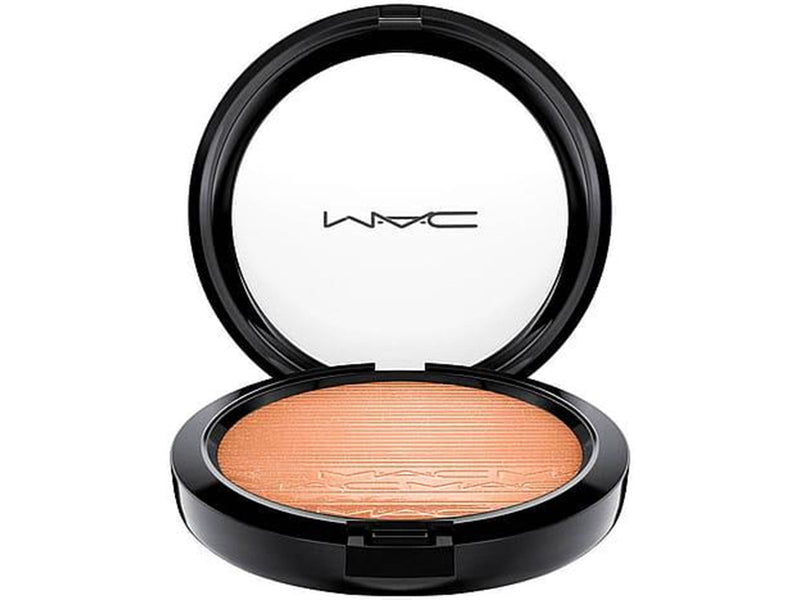 MAC Extra Dimension Skinfinish Glow with it