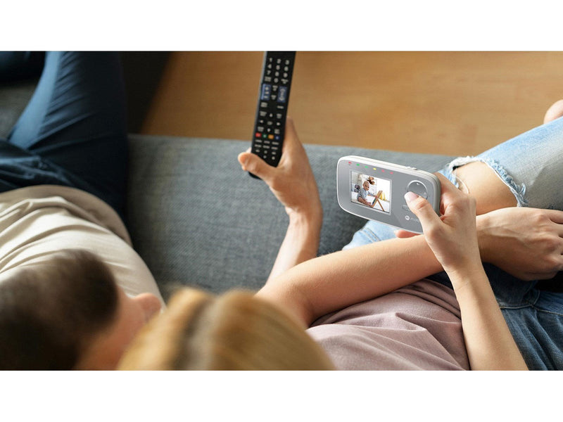 Motorola VM482 video baby monitor