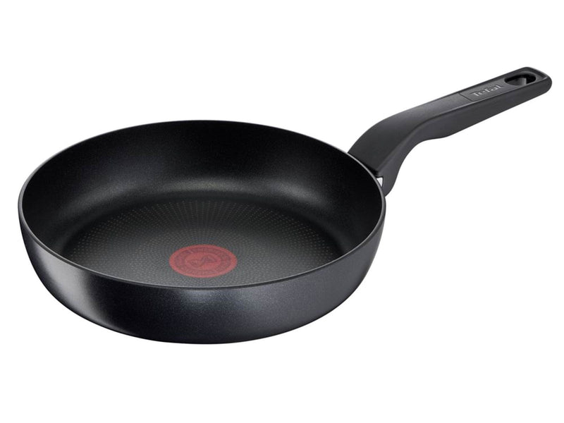 Tefal Hard titanium PRO Frypan 24 cm Black