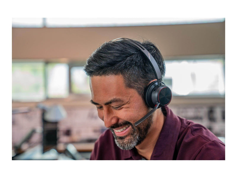 Poly Voyager Focus 2 | On Ear Wireless headset | Microphone | Active noisereduction