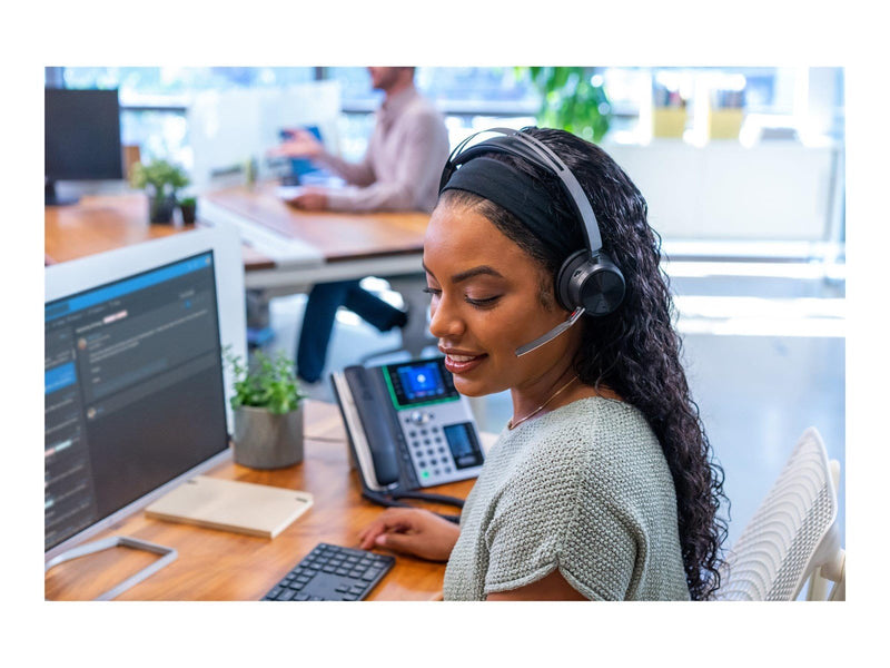 Poly Voyager Focus 2 | On Ear Wireless headset | Microphone | Active noisereduction