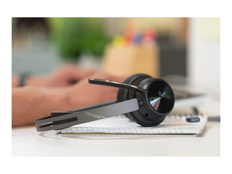 Poly Voyager Focus 2 | On Ear Wireless headset | Microphone | Active noisereduction
