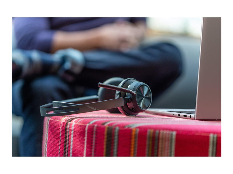 Poly Voyager Focus 2 | On Ear Wireless headset | Microphone | Active noisereduction