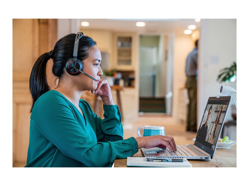 Poly Voyager Focus 2 | On Ear Wireless headset | Microphone | Active noisereduction