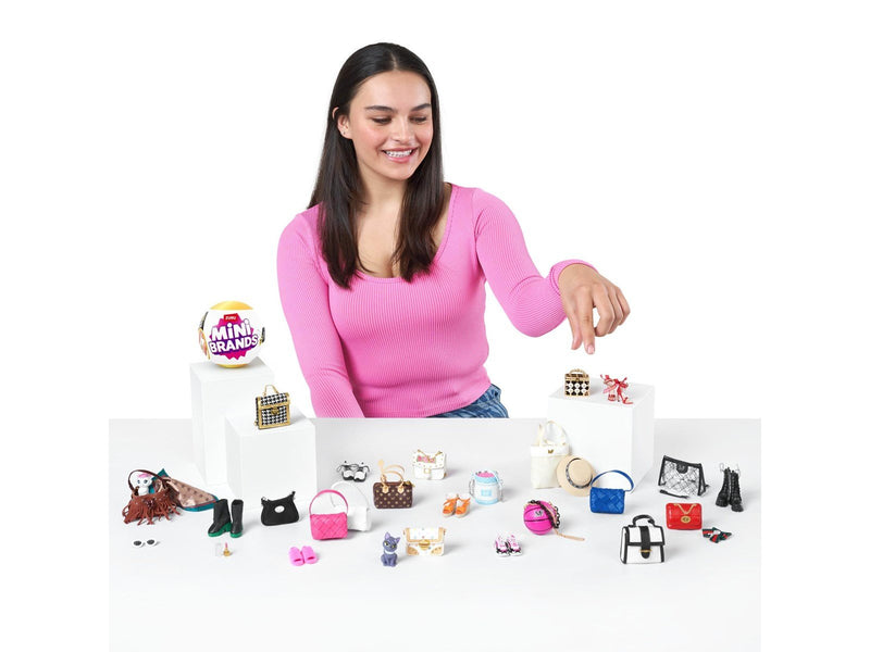 Zuru Mini Brands Fashion Mini Figures in Surprise Ball (Assorted)