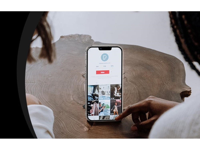 Torras UPRO Ostand Clear Case for iPhone 15 (Transparent)