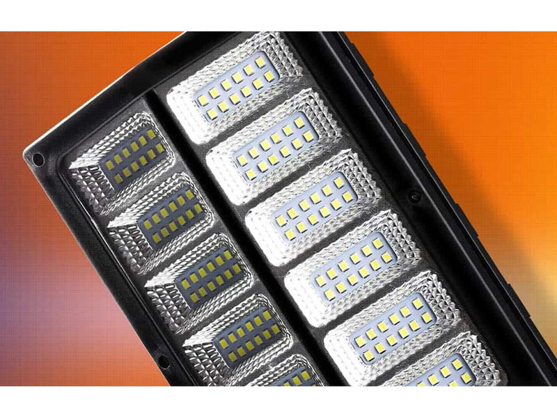 Superfire Solar lamp  FF7-B 28W 2400mAH