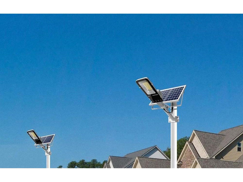 Superfire Solar lamp  FF5-E 897W 2000lm 20000mAh