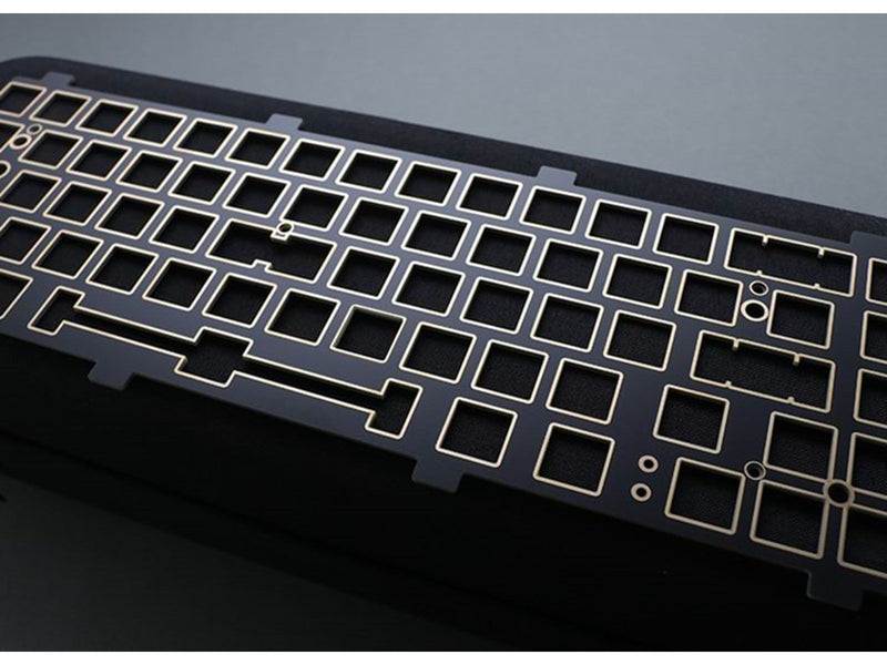 Ducky Outlaw65 - Barebone - ISO - Gaming Tastaturen - ohne Numpad - Schwarz