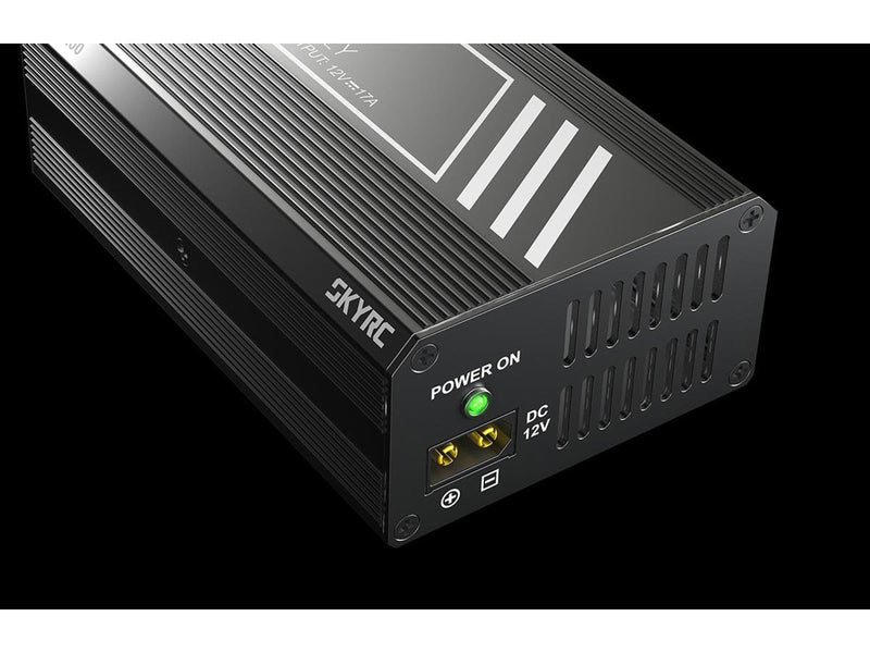 SkyRC Power Supply  eFuel  PSU 17A / 12V / 200W
