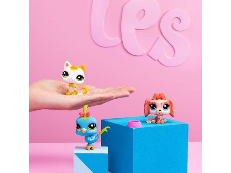 Littlest Pet Shop  PET TRIO IN TUBE ASS