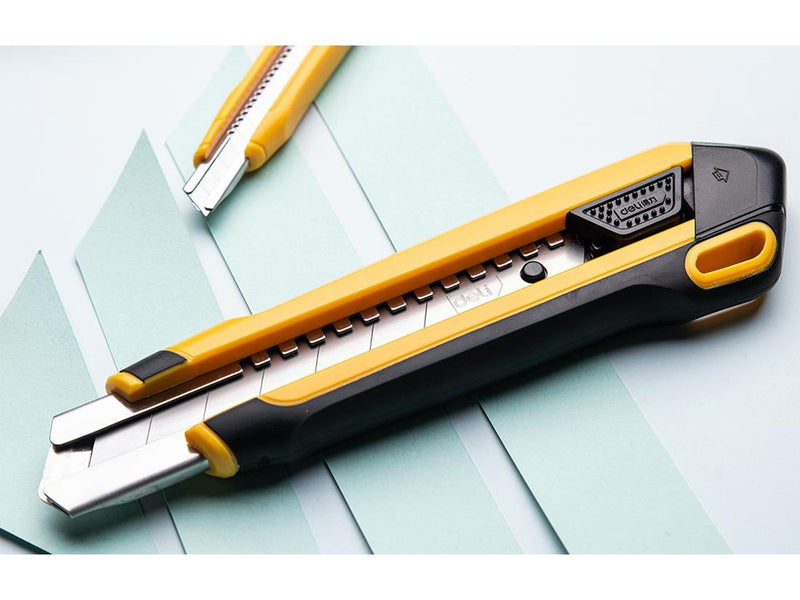 Deli Tools Cutter 25mm SK4  EDL025 (yellow)