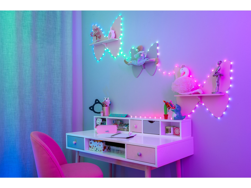 Twinkly Candies – 100 Heart-shaped RGB LEDs Clear Wire USB-C