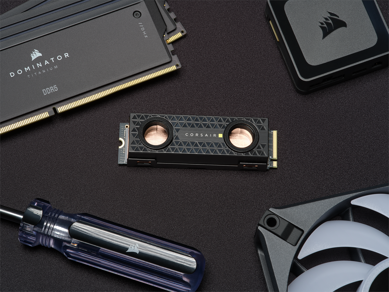 Corsair MP700 Pro SE HydroX SSD - 4TB - M.2 2280 - PCIe 5.0