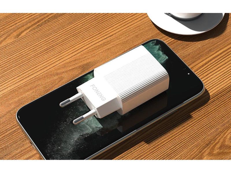 Foneng Fast charger  EU28 1xUSB QC 3.0 + Cable USB Micro